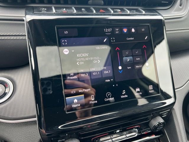 2023 Jeep Grand Cherokee Laredo X