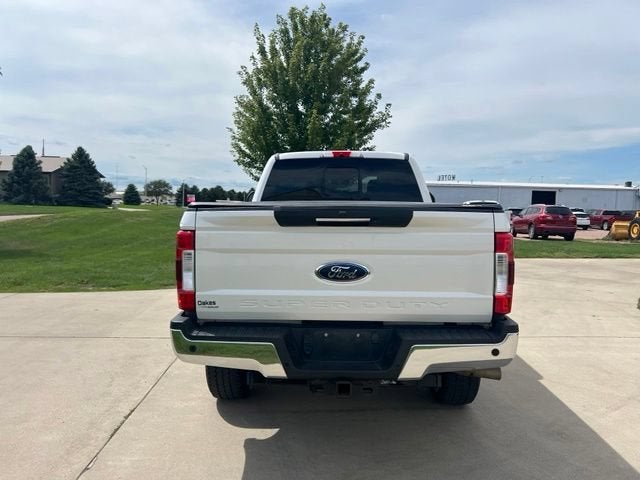 2017 Ford Super Duty F-250 SRW Lariat