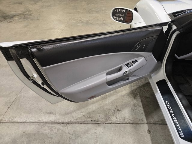 2005 Chevrolet Corvette BASE