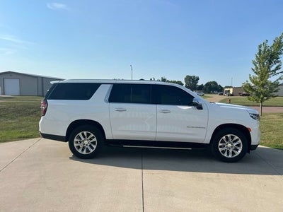 2024 Chevrolet Suburban Premier