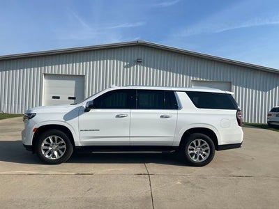2024 Chevrolet Suburban Premier