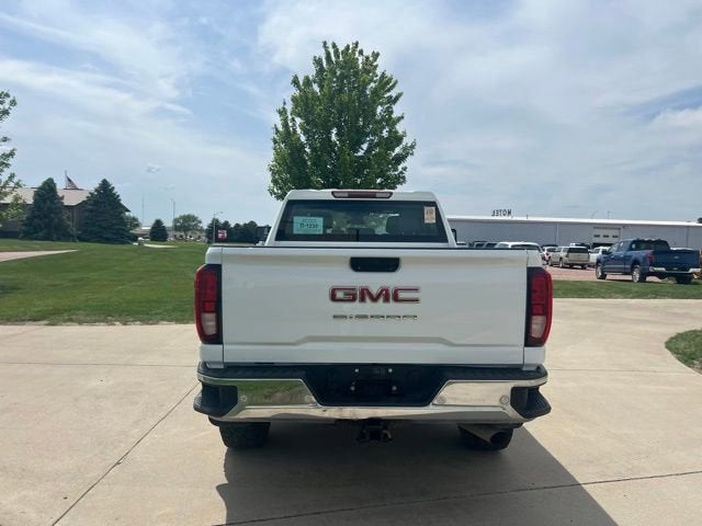 2024 GMC Sierra 2500 HD Pro