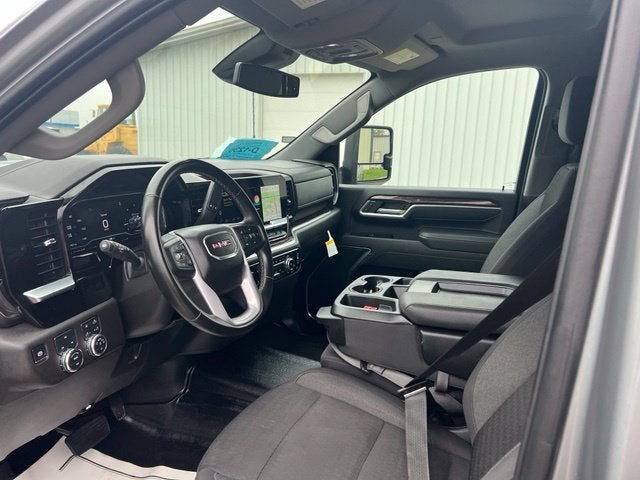2025 GMC Sierra 3500 HD SLE