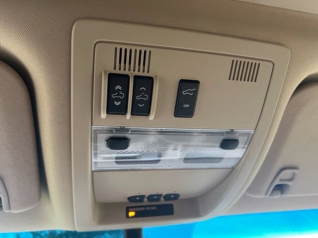 2011 Cadillac Escalade Premium