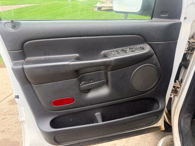 2004 Dodge Ram 2500 SLT