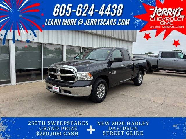 2016 RAM 1500 SLT