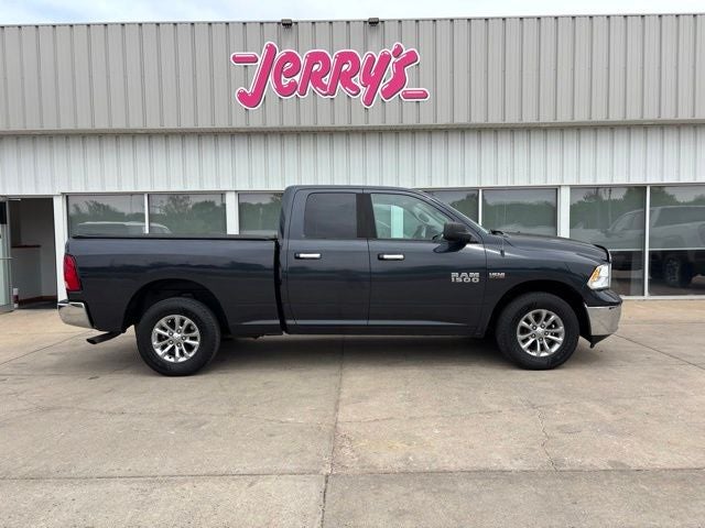 2016 RAM 1500 SLT