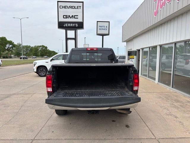 2016 RAM 1500 SLT