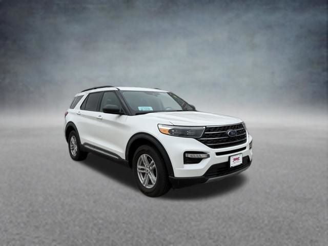 2023 Ford Explorer XLT 202A