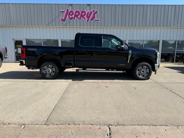 2025 Ford F-350SD Lariat