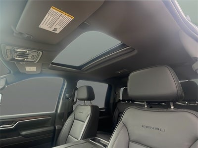 2024 GMC Sierra 2500HD Denali