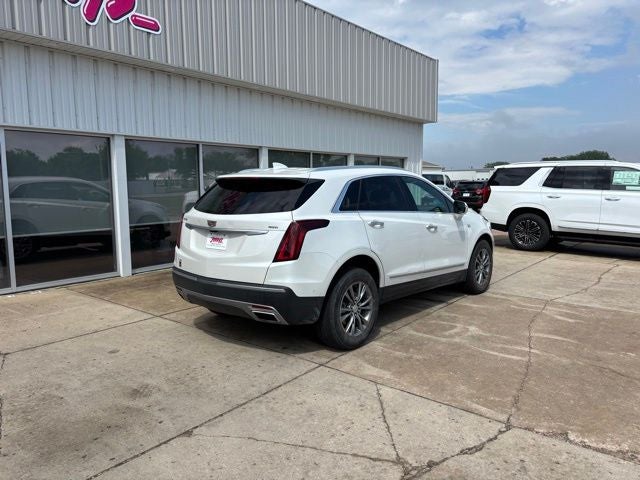 2022 Cadillac XT5 Premium Luxury