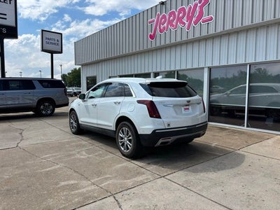 2022 Cadillac XT5 Premium Luxury