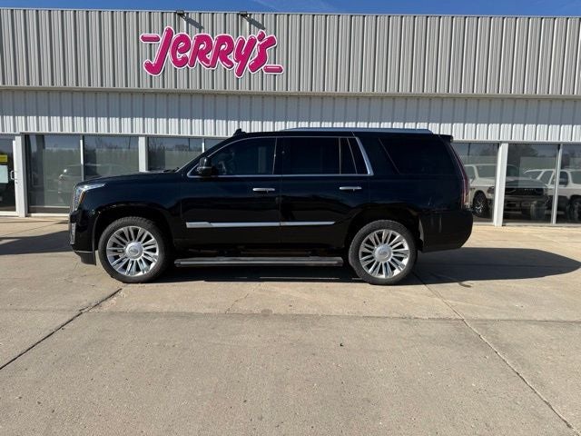 2017 Cadillac Escalade Platinum Edition