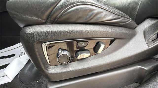 2018 Cadillac Escalade Platinum Edition