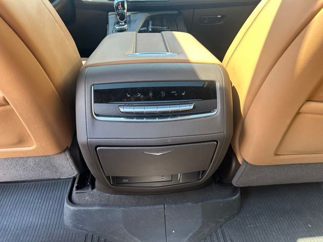 2024 Cadillac Escalade Sport