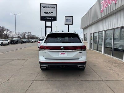 2024 Volkswagen Atlas 2.0T SE w/Technology