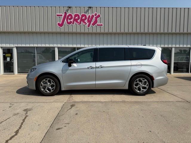 2024 Chrysler Pacifica Limited