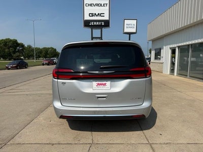 2024 Chrysler Pacifica Limited