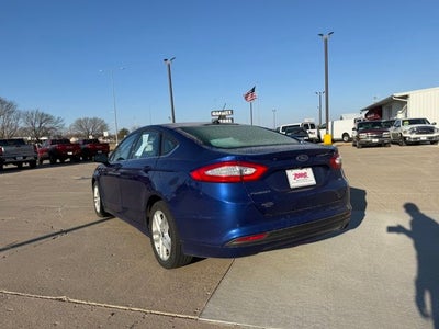 2016 Ford Fusion SE