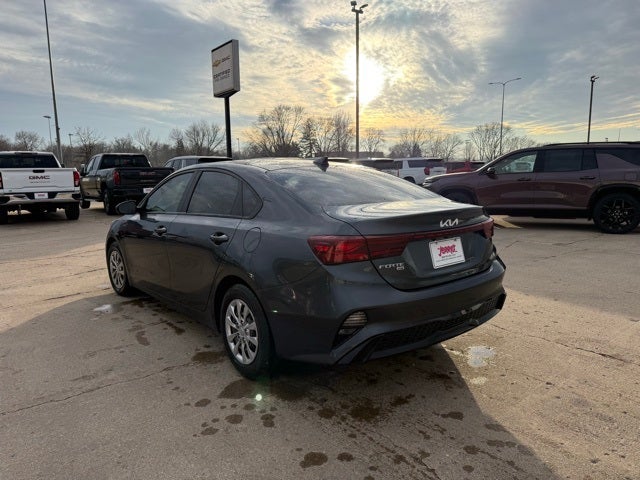 2023 Kia Forte LX