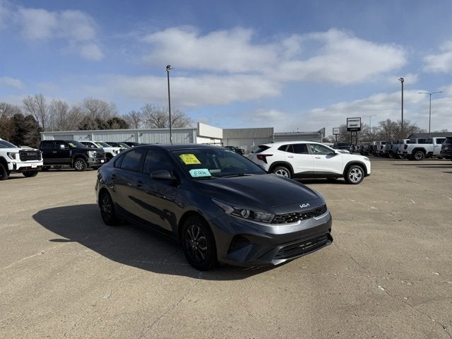 2023 Kia Forte LX