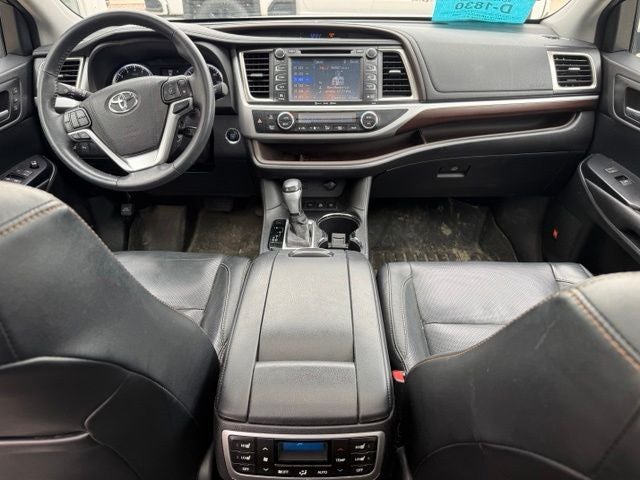 2016 Toyota Highlander Limited Platinum V6