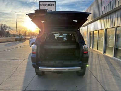 2020 Toyota 4Runner SR5