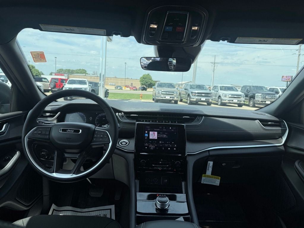 2026 Jeep Grand Cherokee Laredo X