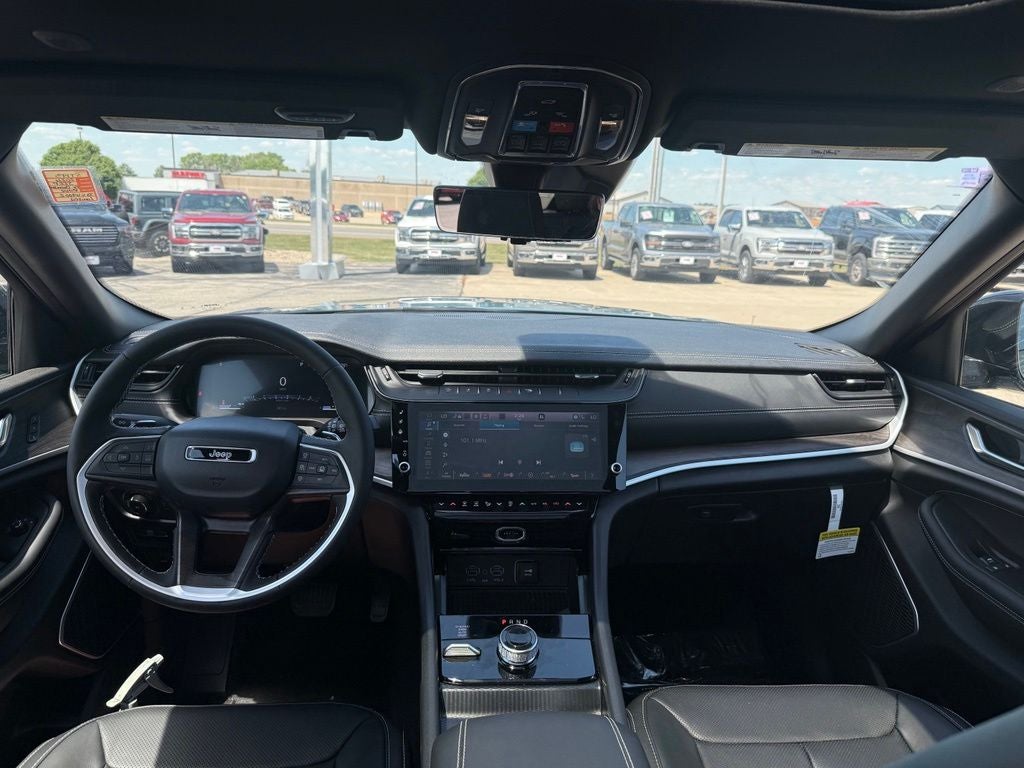2026 Jeep Grand Cherokee Limited Reserve