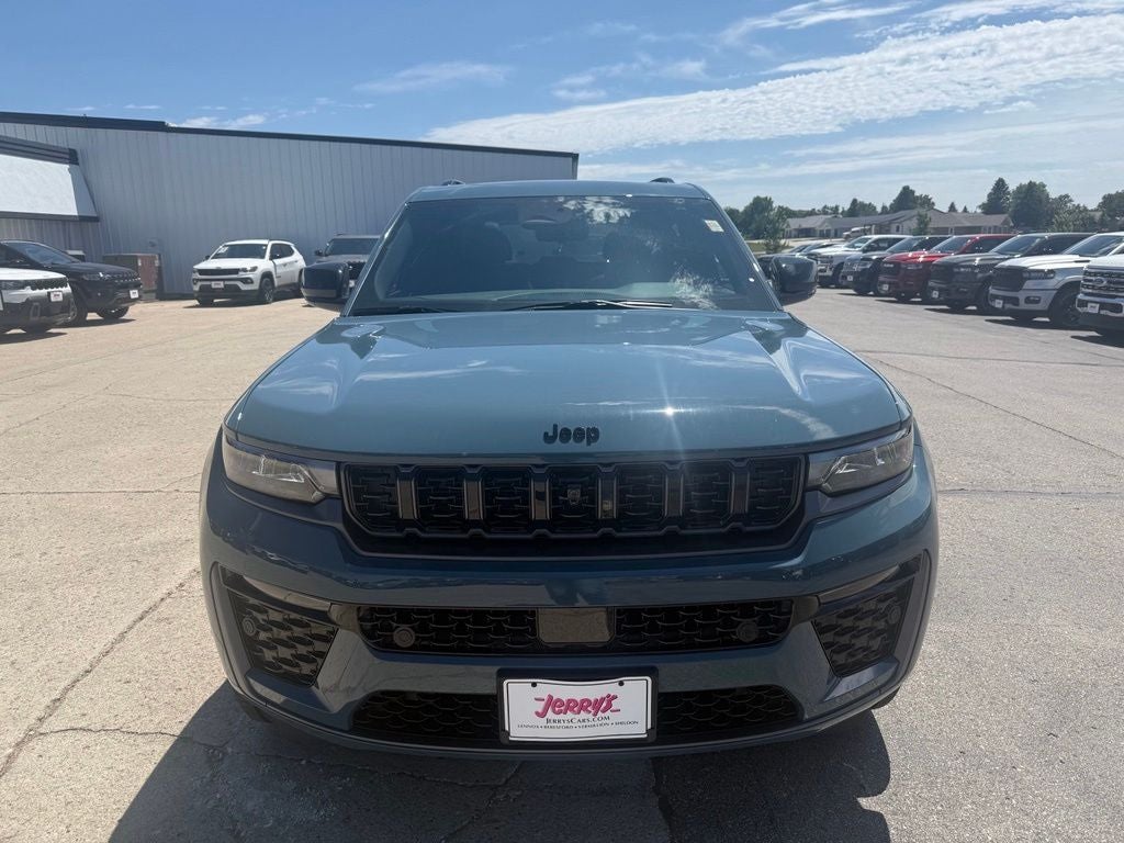 2026 Jeep Grand Cherokee Limited Reserve