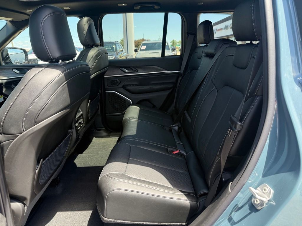 2026 Jeep Grand Cherokee Limited Reserve