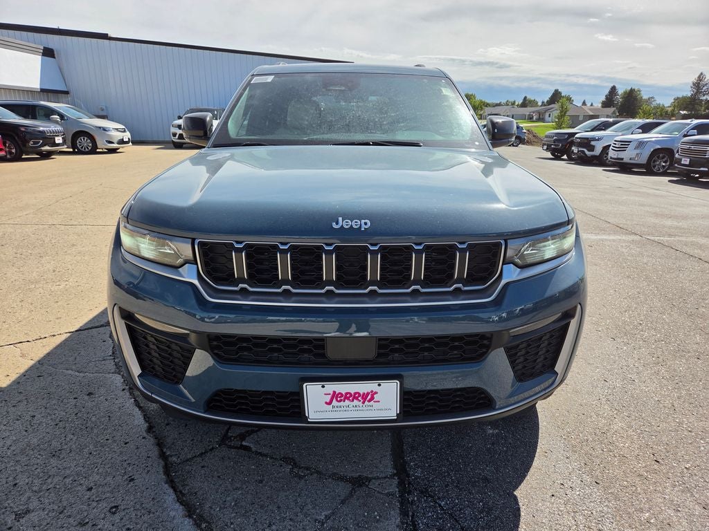 2027 Jeep Grand Cherokee Limited