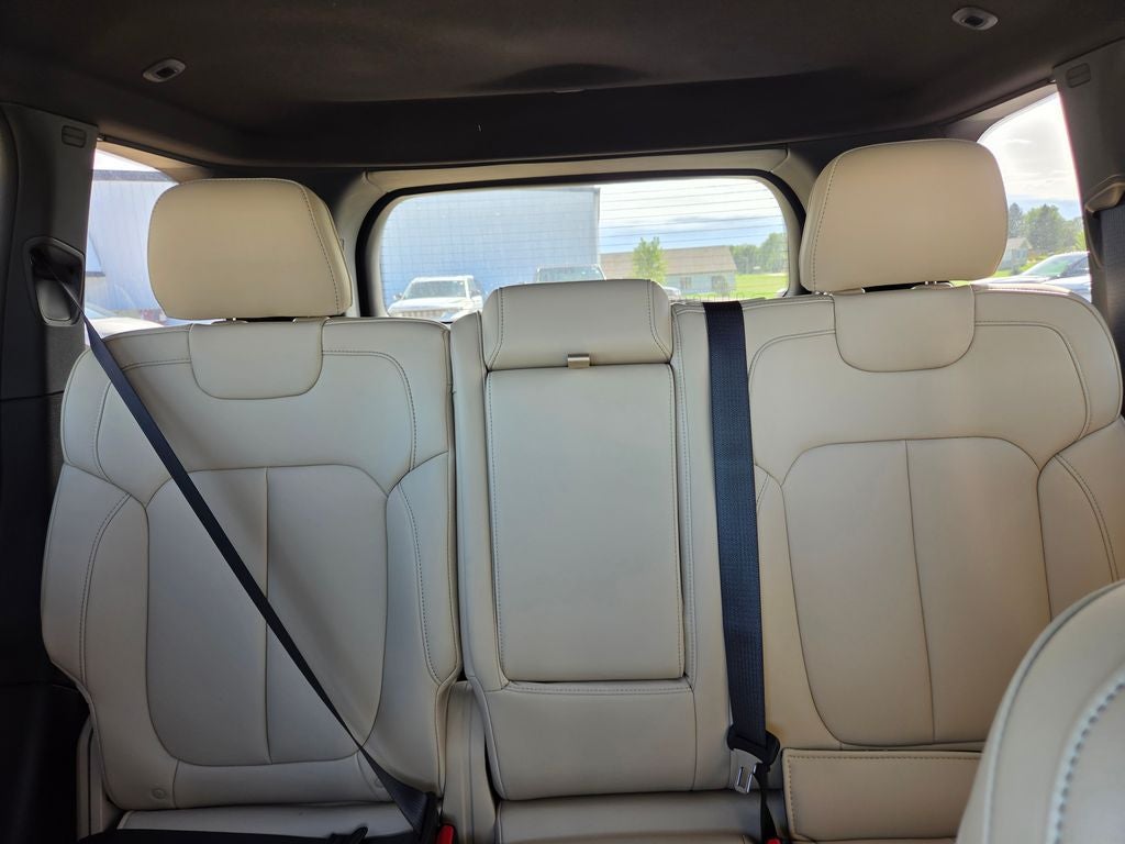 2027 Jeep Grand Cherokee Limited