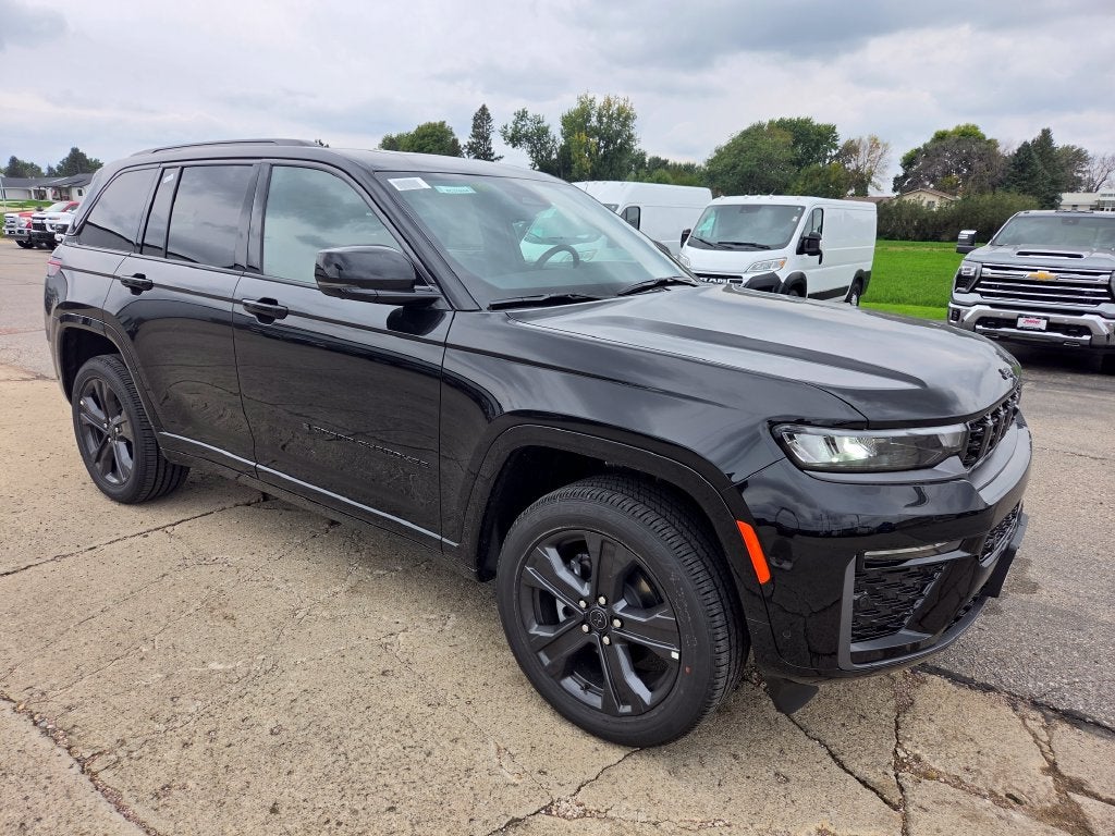2027 Jeep Grand Cherokee Limited Reserve