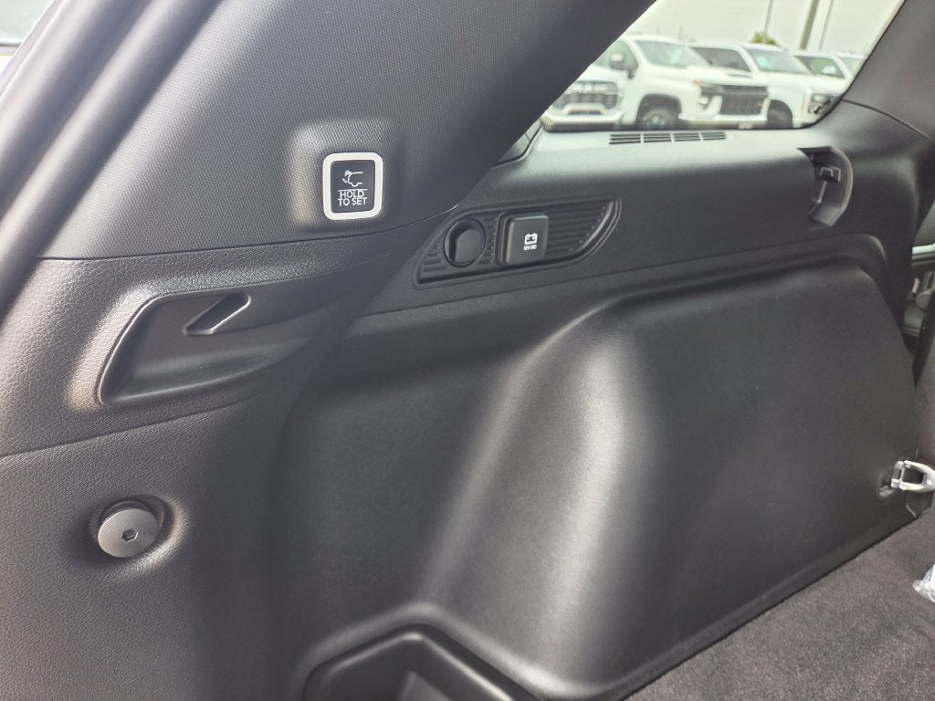 2027 Jeep Grand Cherokee Limited Reserve
