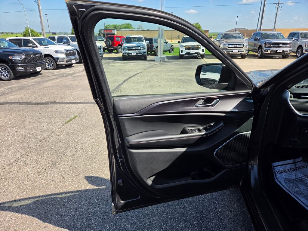 2021 Jeep Grand Cherokee L Altitude