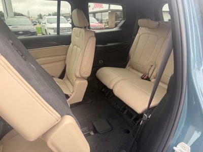 2027 Jeep Grand Cherokee L Limited