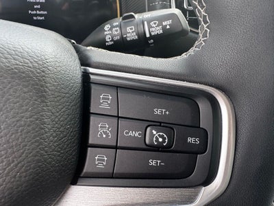 2025 Jeep Wagoneer L Base