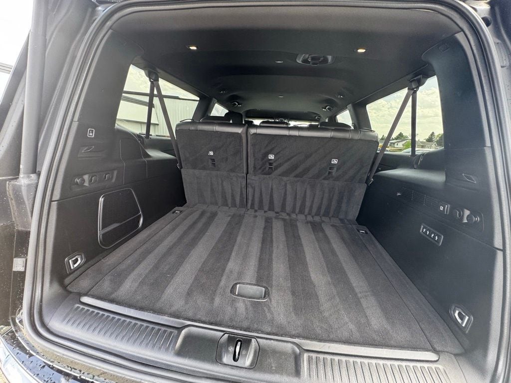 2025 Jeep Wagoneer L Base