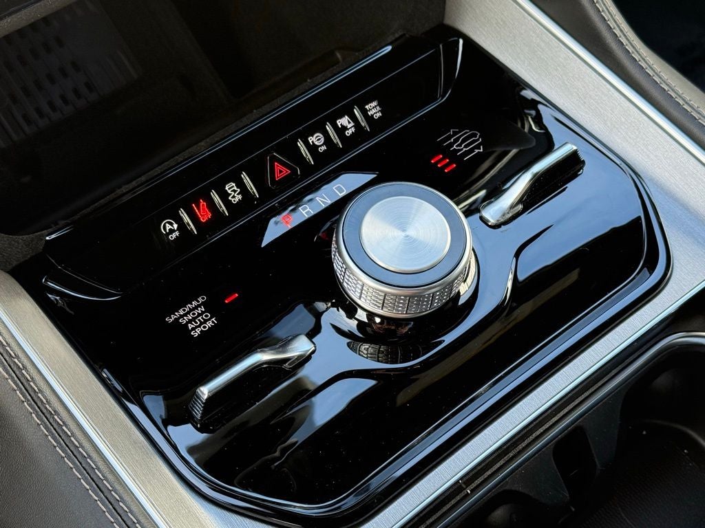 2026 Jeep Grand Wagoneer L Limited Reserve