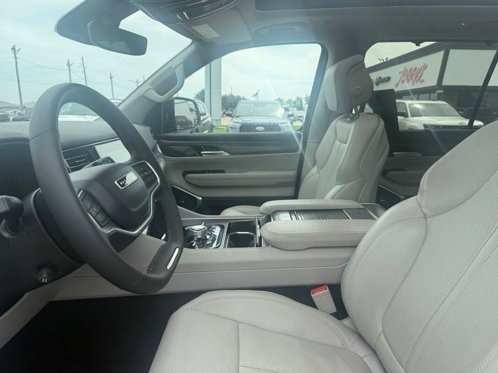 2024 Jeep Wagoneer L Series III