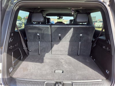 2025 Jeep Wagoneer Base