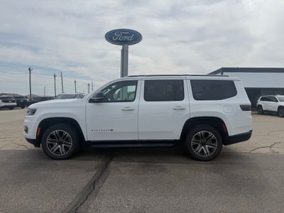 2024 Jeep Wagoneer Base