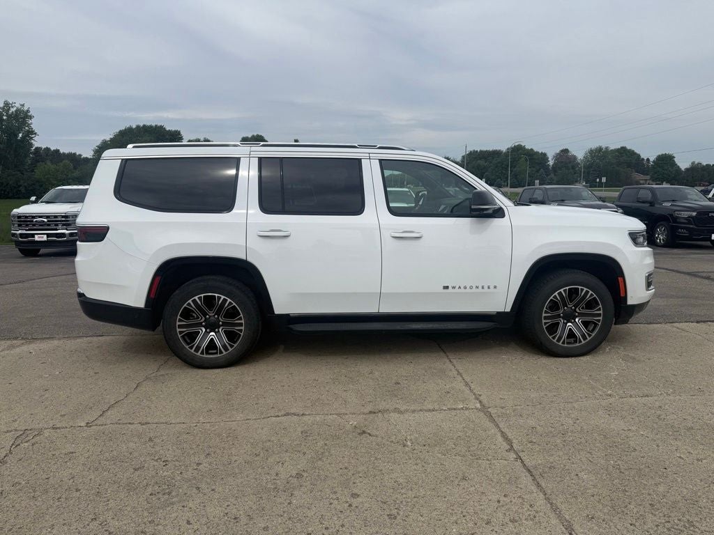 2024 Jeep Wagoneer Base