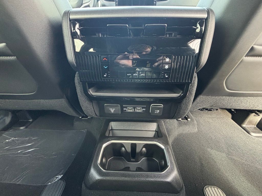 2026 Jeep Grand Wagoneer Altitude