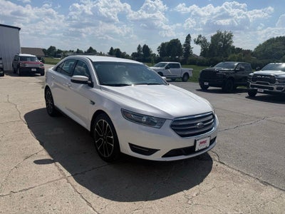 2018 Ford Taurus SEL