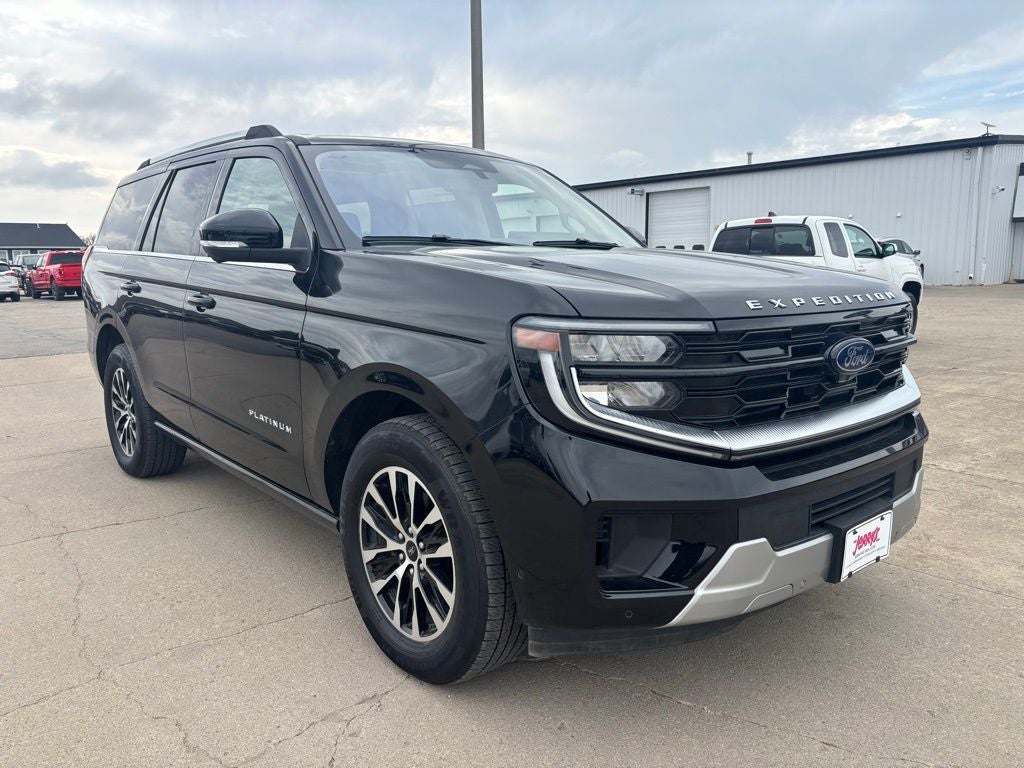 2025 Ford Expedition Platinum