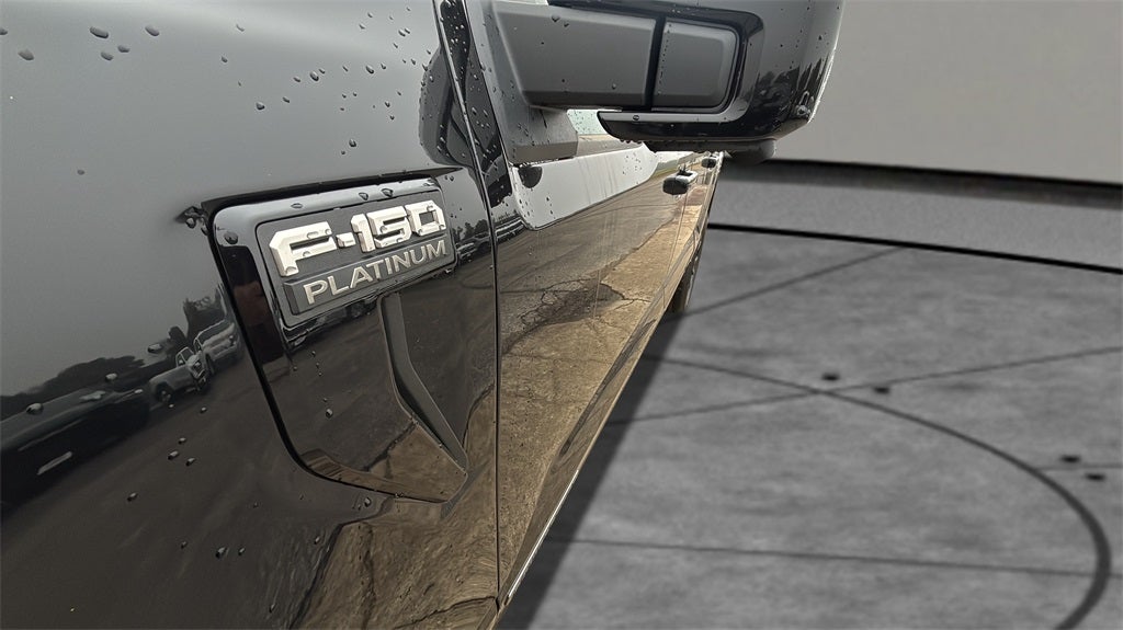 2025 Ford F-150 Platinum 5 1/2 FT BOX