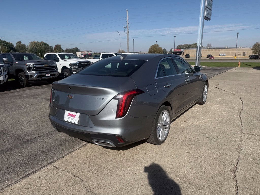 2023 Cadillac CT4 Premium Luxury